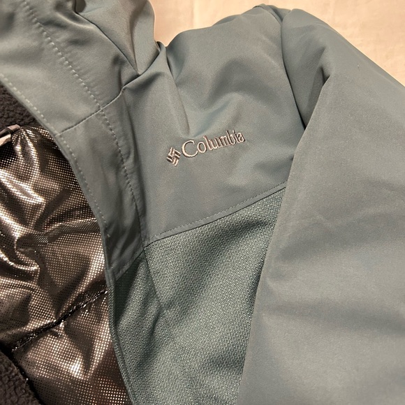 Columbia Gray Youth Parka - Picture 1 of 5